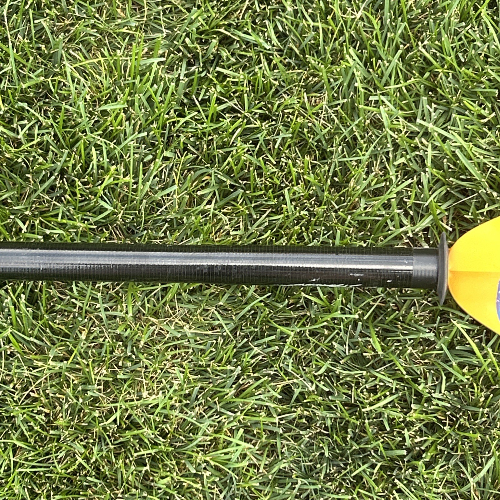 Aqua Bound P22 Manta Ray Fiberglass Kayak Paddles 2 pcs Snap Button 35.25 oz.