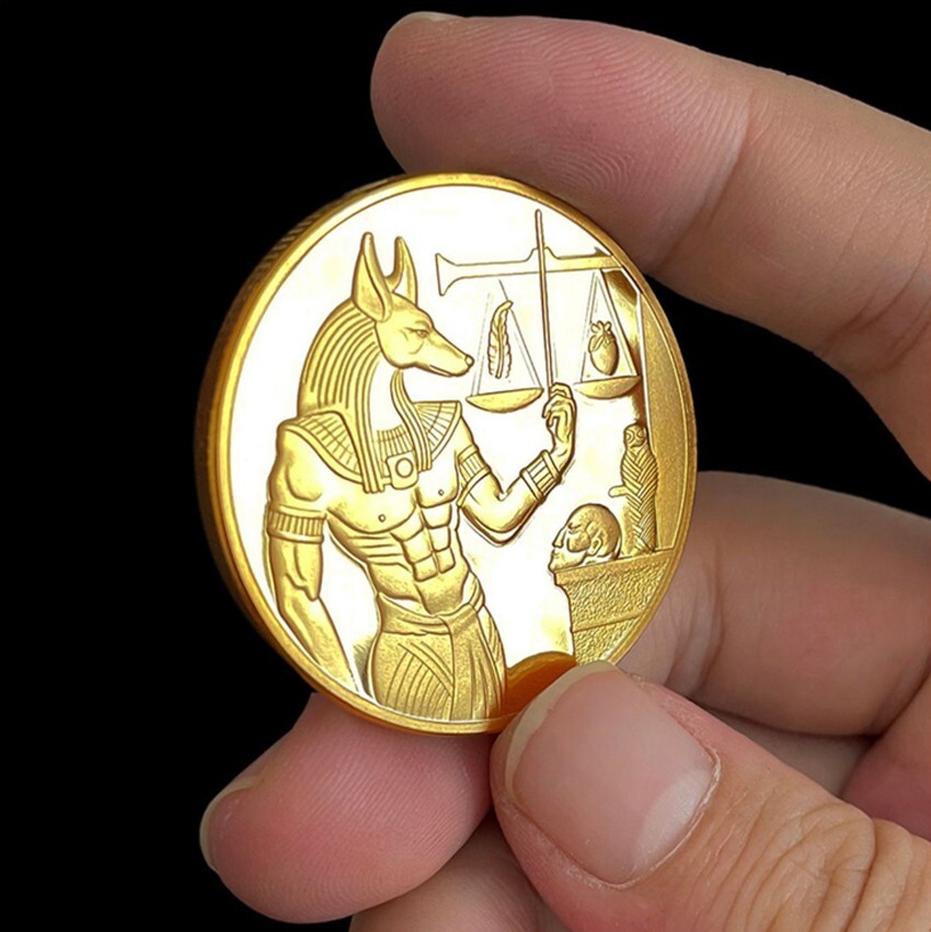 Craftsmanship: The coin features exquisite micro-relief detailing and a mirror-