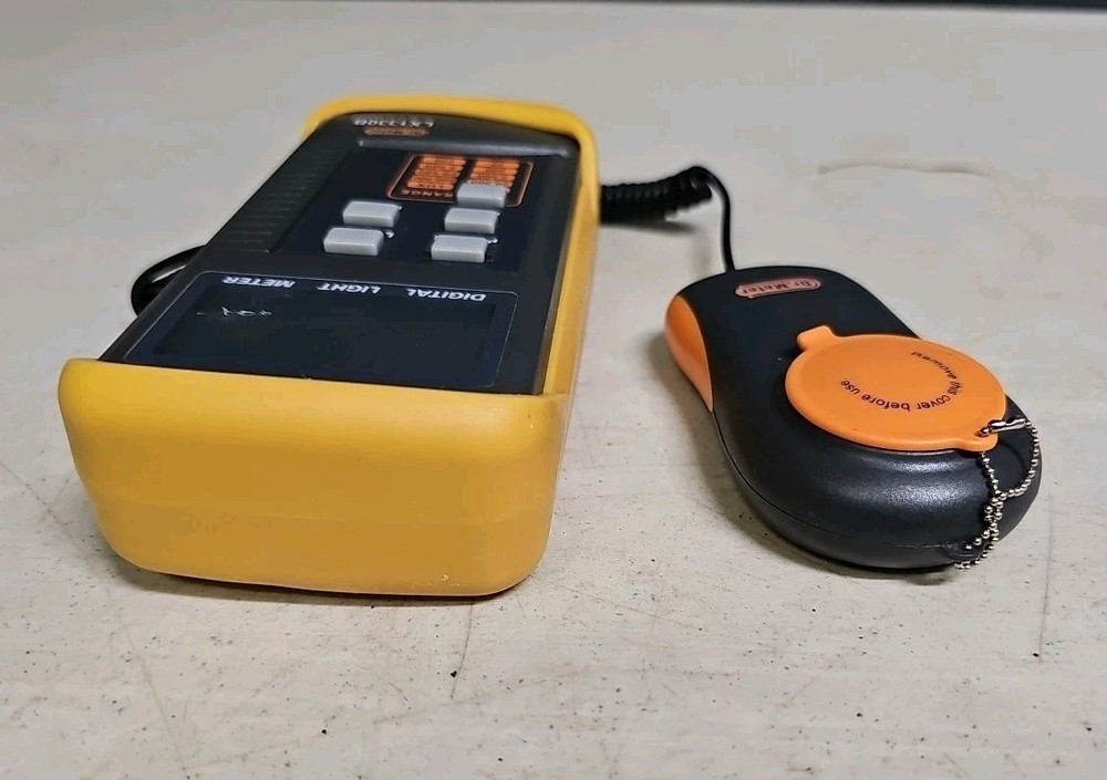 Dr. Meter LX1330B Digital Illuminance Light Meter