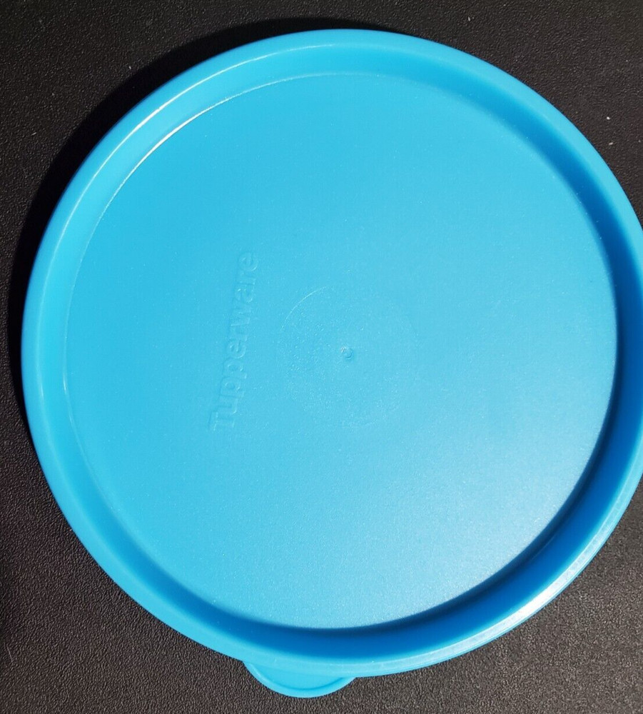 Tupperware Light Blue 4.5" Replacement Lid/Seal: #5227A