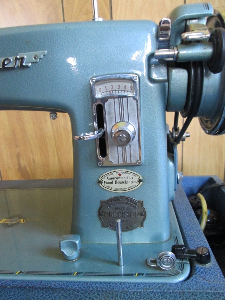 Vintage Brother Model HA3-B5 Widow-Matic Zig-Zag Sewing Machine