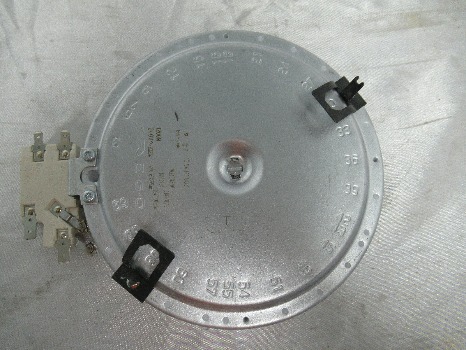 OEM Frigidaire Oven Range Radiant Surface Element 1200W 318178110 (Lot #25)