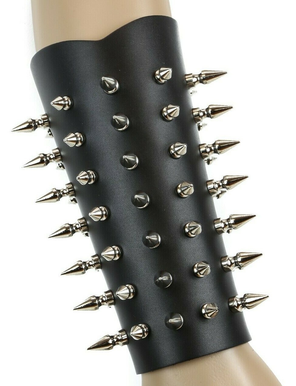 Spike Long Gauntlet Armband Leather 40 Spikes 3 Buckles Punk Gothic Thrash Rock