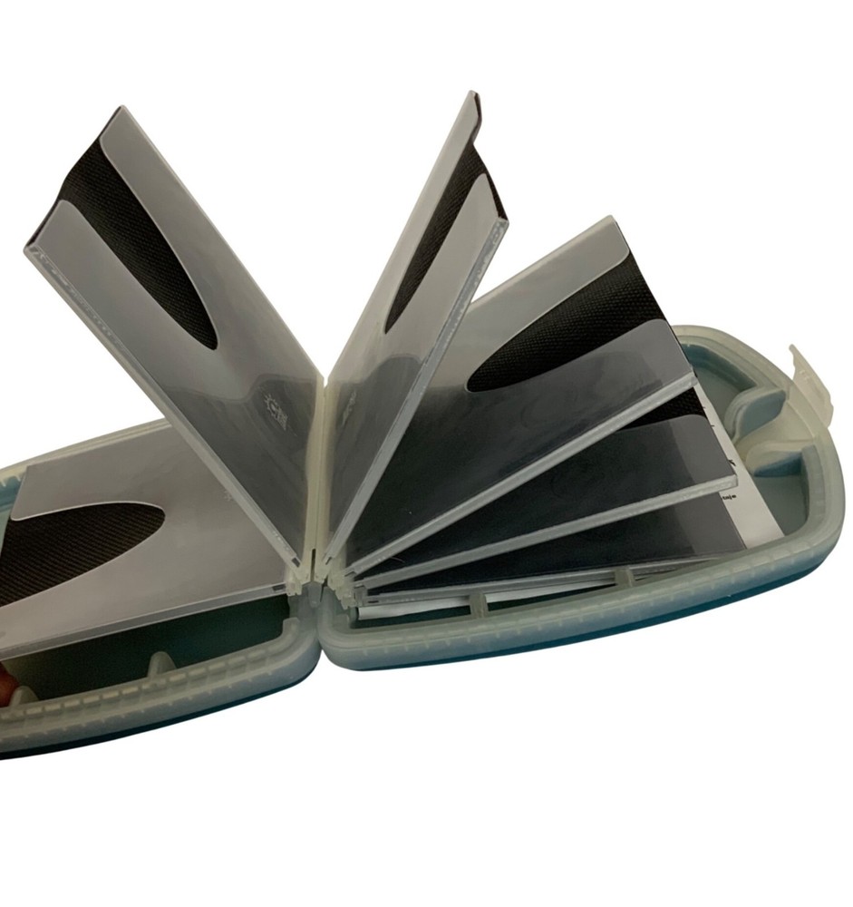 Laserline MediaZone 12 CD Storage Case With Instructions Teal & Clear Plastic