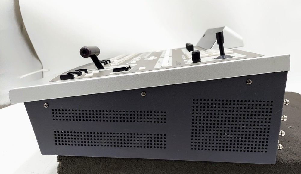 FOR.A HVS-500 HSMF Portable Switcher