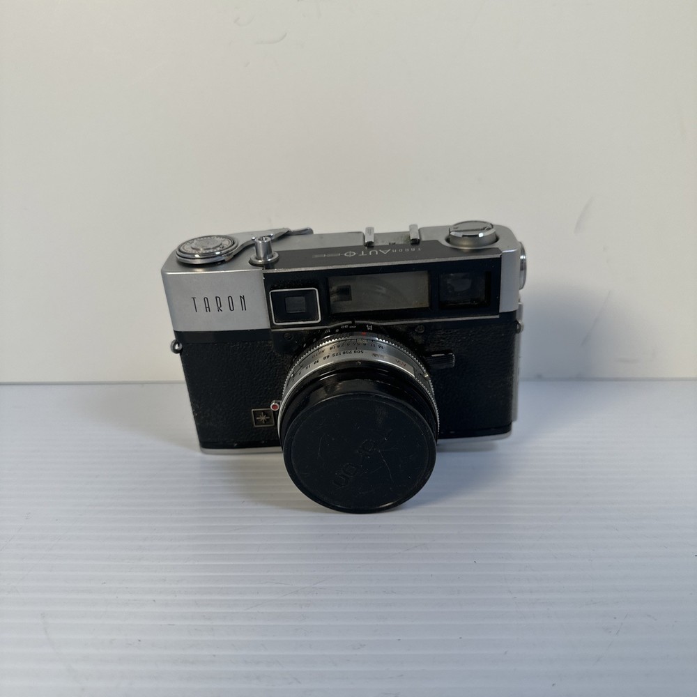 Vintage 1960's Taron Auto EE Rangefinder Camera