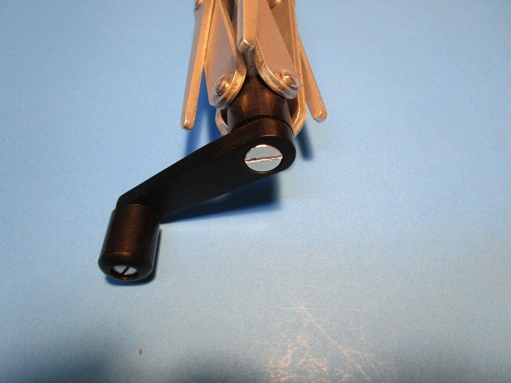 FLY LINE WINDER, ANGLERS IMAGE, ADJUSTABLE DIAMETER COILING