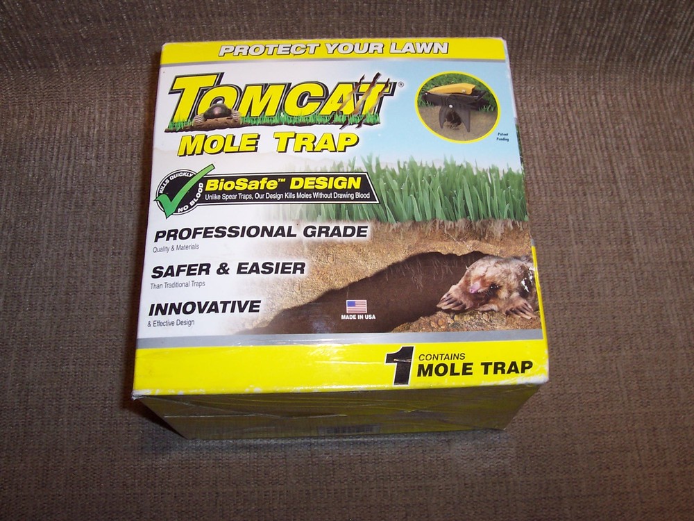Tomcat Professional Grade USA "Step On" Mole Trap Yard Lawn Pest Control