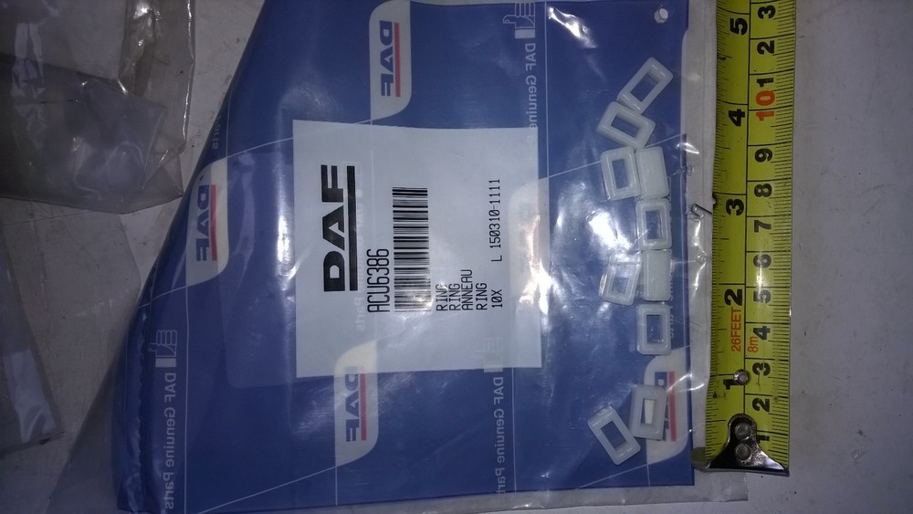 LEYLAND DAF 10 X NYLON STRAP TIE DOWN PLASTIC ELECTRICAL RING P/N ACU 6386
