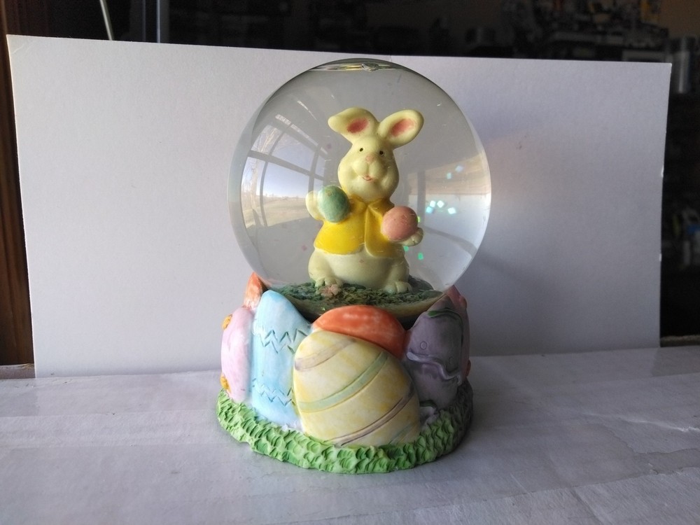 Easter Bunny Snow Globe 3" 1/2 Inches Tall