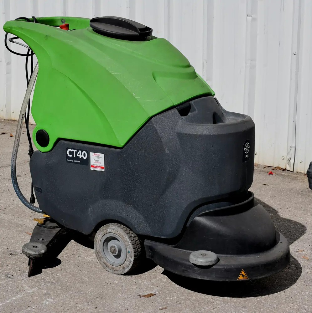 Used IPC Eagle CT40 Floor Scrubber