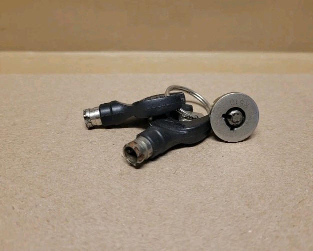 SNAP-ON LOCK & KEY # K510