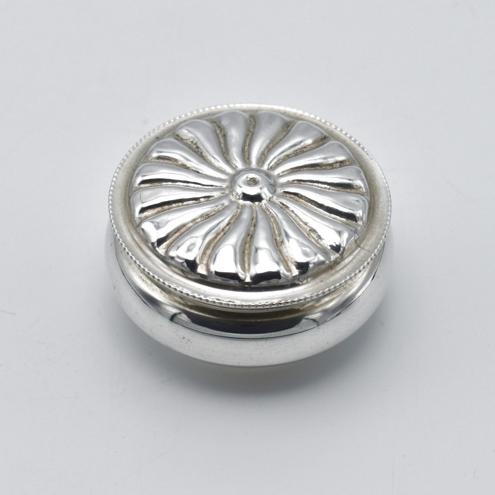 Vintahe Solid Silver Pill Pot Continental Silver
