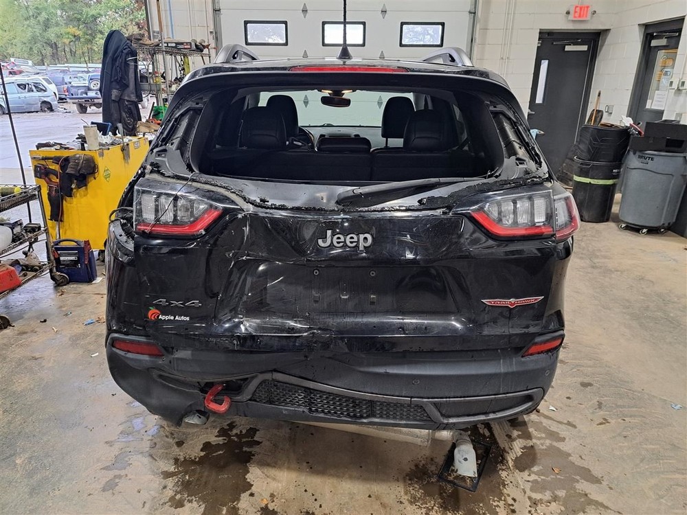 2019 Cherokee Camera/Projector Sku#4270632