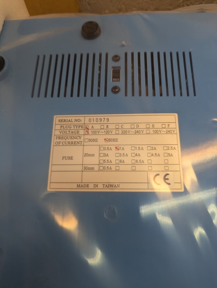 K&H K and H IDL-800 Digital Lab Function Generator Electronics Trainer