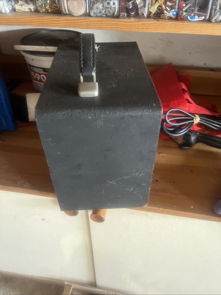 Speedotron 810 Flash Unit. Portable Great Shape