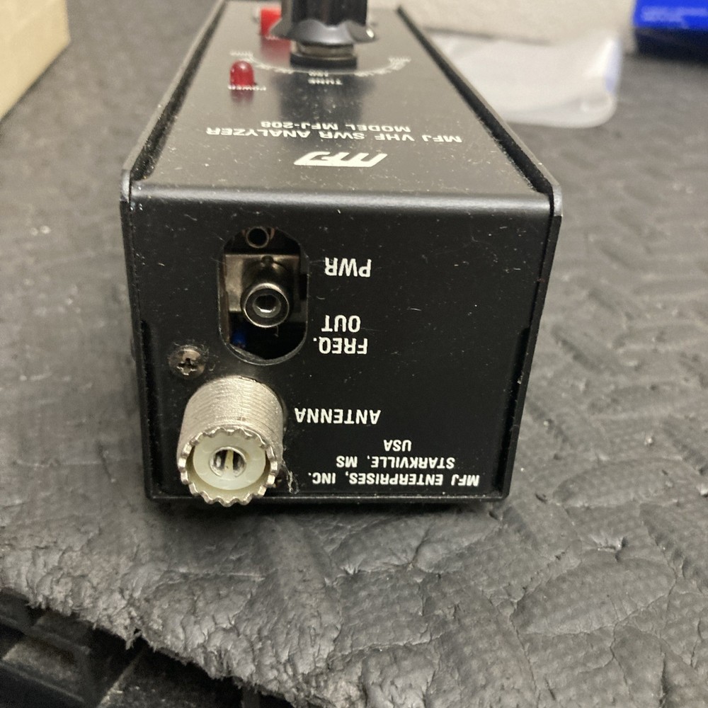 MFJ-208 VHF Analyzer