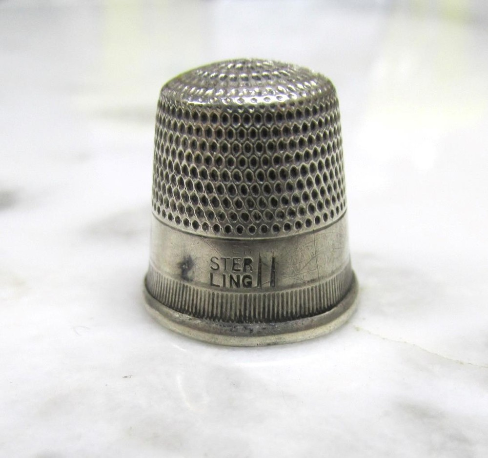 Vintage Sterling Silver #11 Thimble ~ 2.2grams ~ 4-C331
