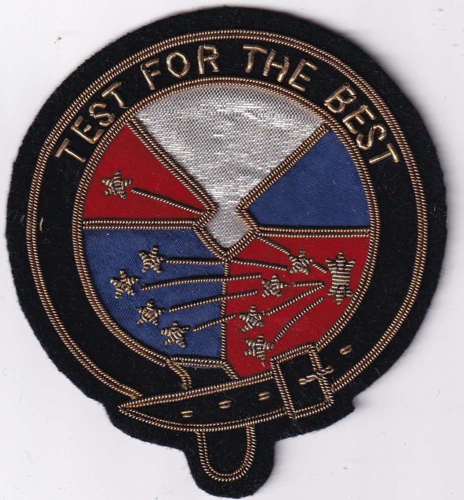 Test and Evaluation Command gold bullion pocket blazer patch 1970s