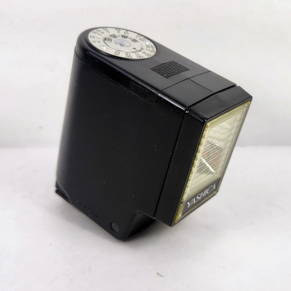 Yashica ES-14 Camera Flash Non-working