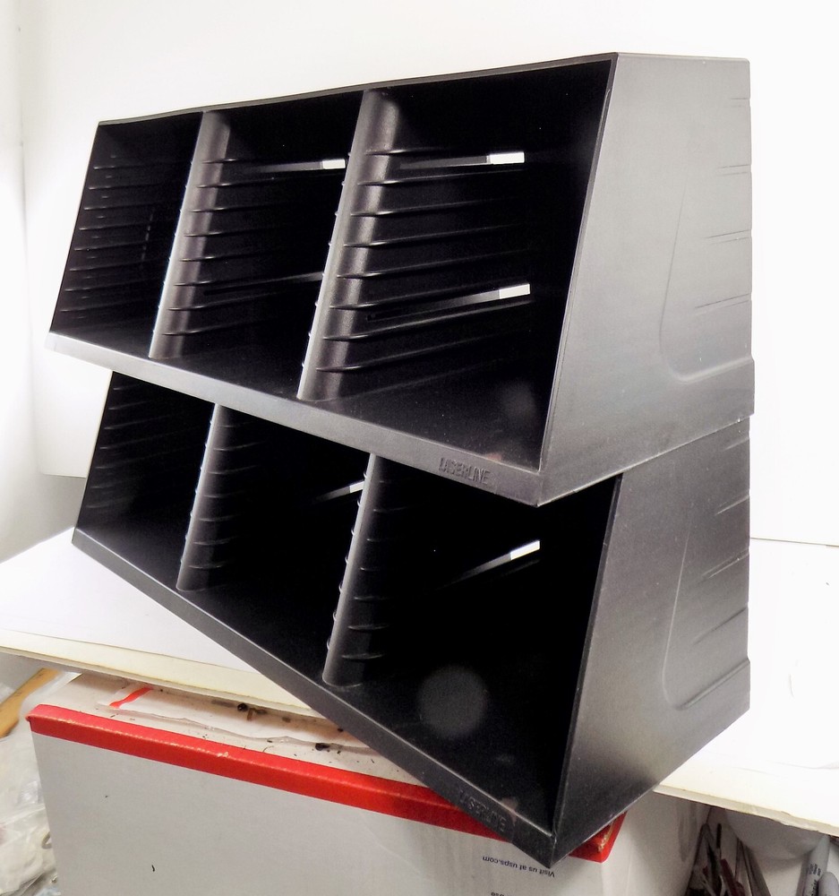 VINTAGE / Desktop OR SHELF CD Holder / 2 LEVEL / PLASTIC / CD STORAGE ACCESSORY