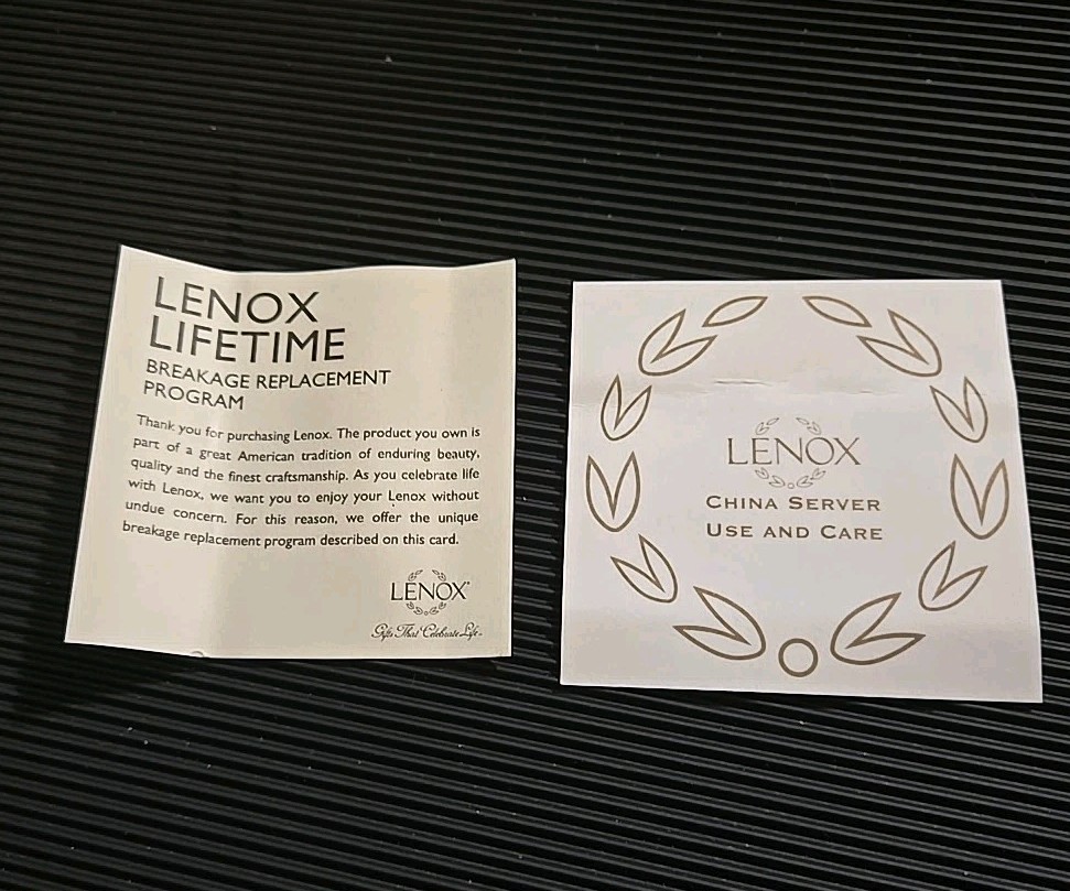 Lenox NIB Opal Innocence Cake Server