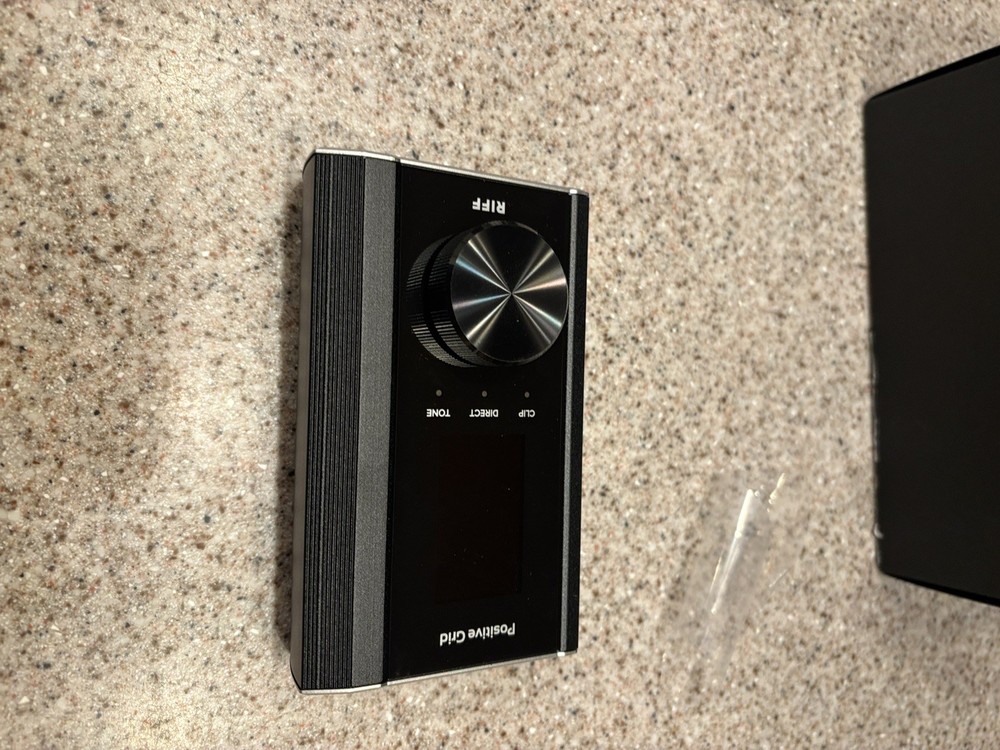 Positive Grid Riff Black Portable Guitar Interface