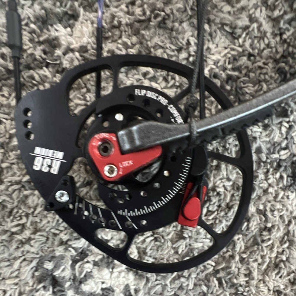 Bowtech R36 Medium Compound Bow Red Black Right Hand Target J18863