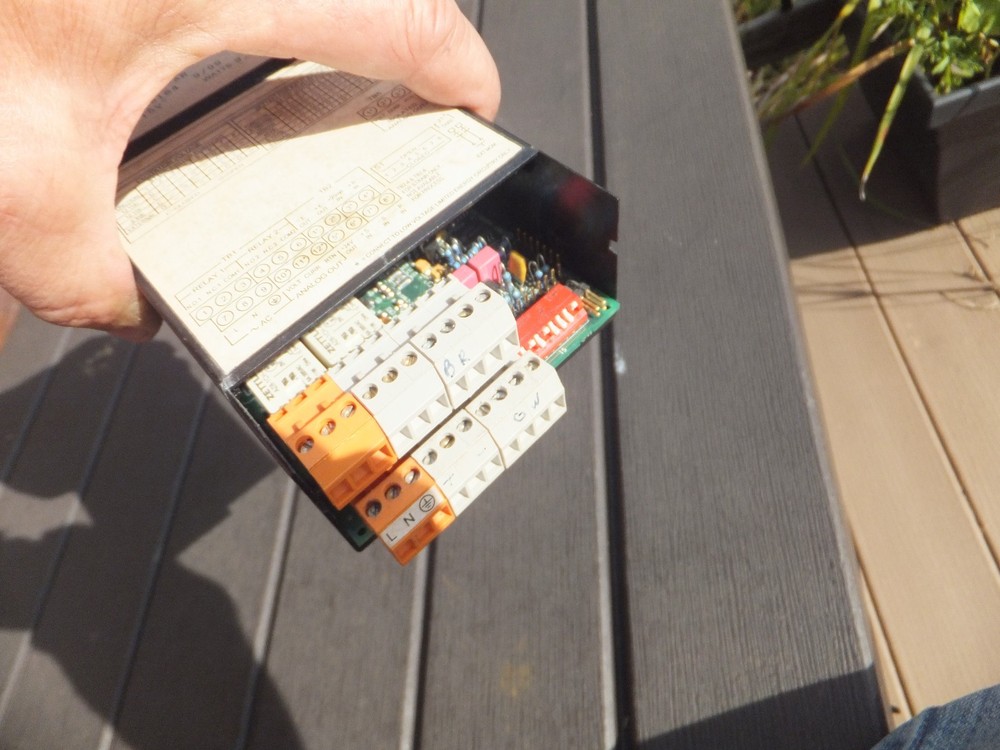 Omega Engineering Model DP25-S-AR Digital Panel Meter Strain & Process