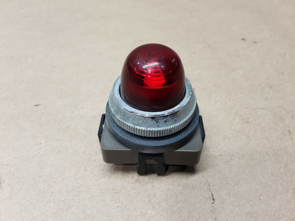 Idec APN Red Pilot Light Panel Light #1007J40