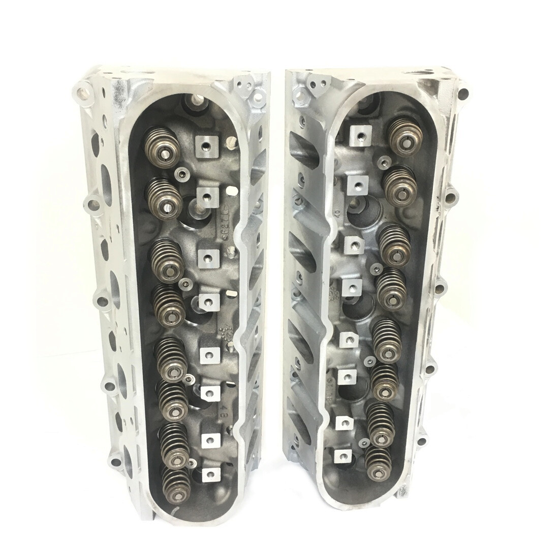 GM LS2 LS6 Gen III Gen IV Cylinder Head 243 Assembly Set w/ Rocker Arms OEM