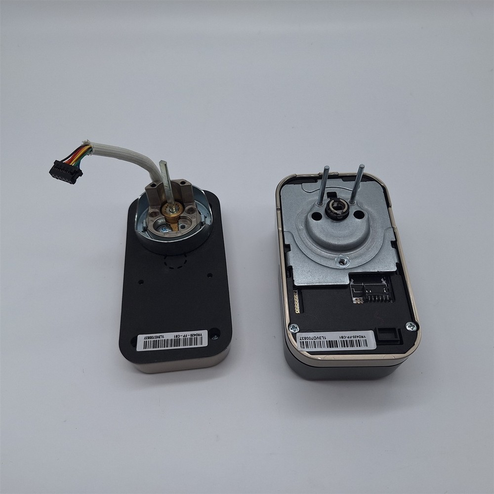 Yale Security Assure Lock 2 Touch, Satin Nickel Keyed Smart Entry Lock *READ*
