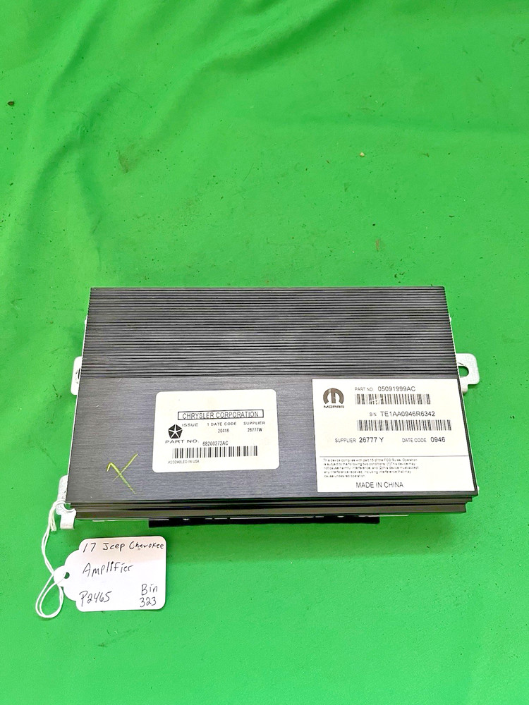 2015-2017 Jeep Cherokee Amplifier OEM