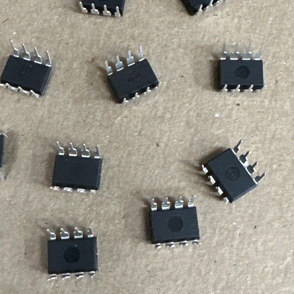 (10) ATTINY85-20PU Microchip Microcontroller IC MCU MicroChips
