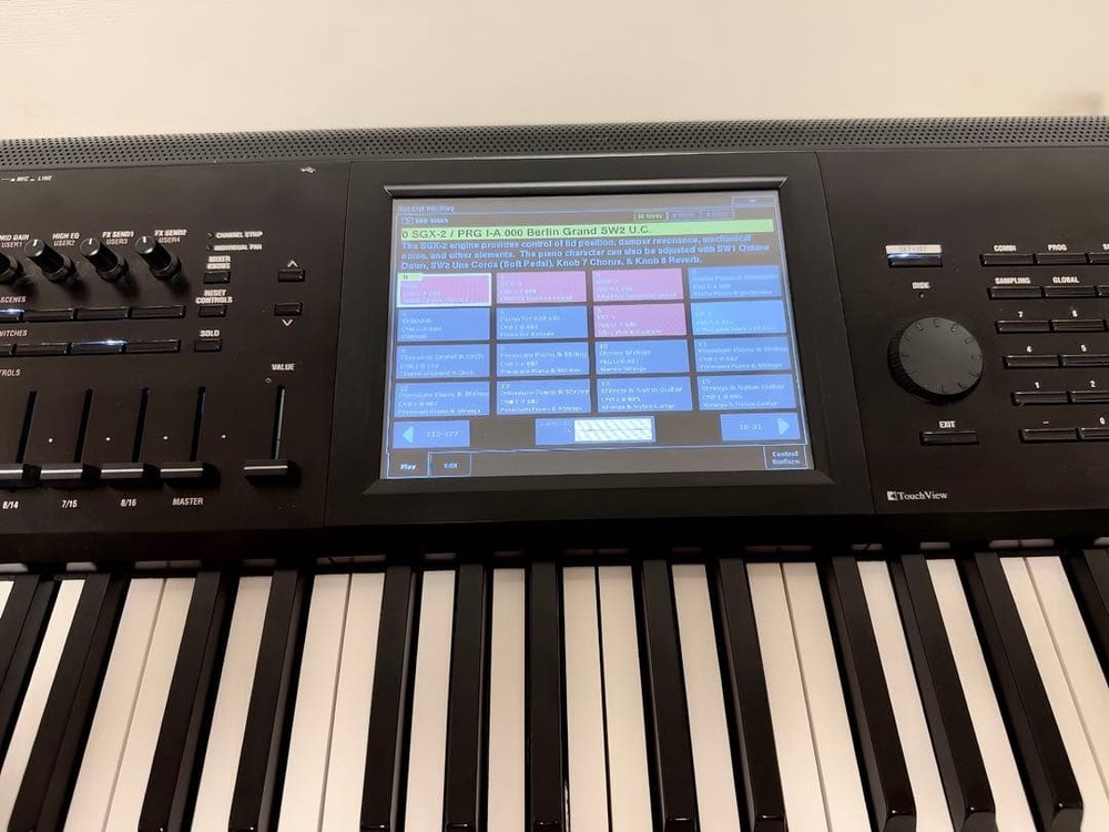 Korg Kronos 2 73-Key Music Workstation