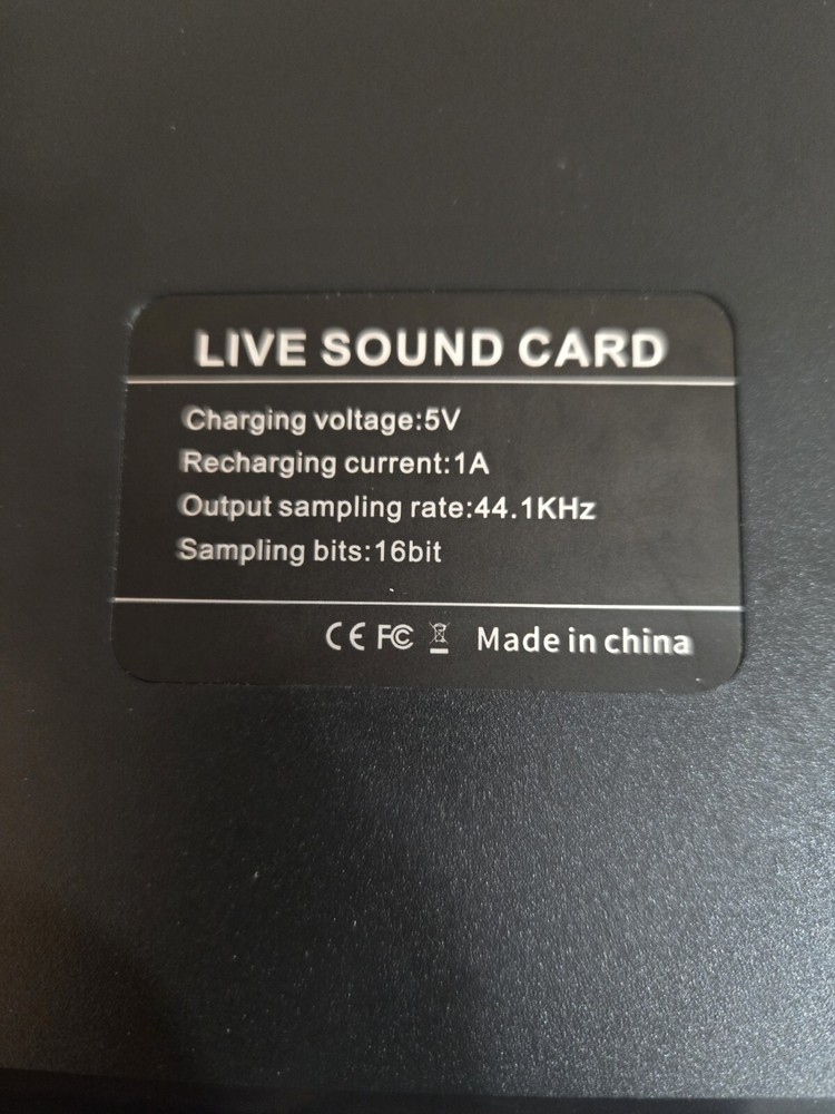 KNYBTHY Gaming Audio Mixer streaming RGB PC Mixer With XLR Microphone Interface