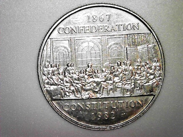 1982 Canada Dollar Coin - 1867 Confederation Constitution