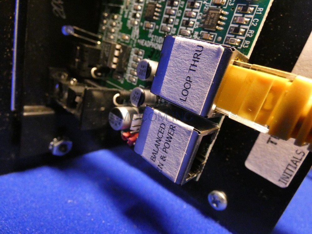 StudioHub+ Vu Meter, 1x4 Switcher, Headphone Mini panel