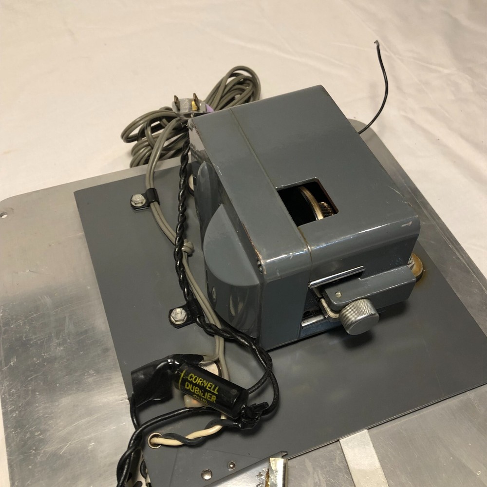 Metzner Starlight C-5B Turntable Record Player Motor Works