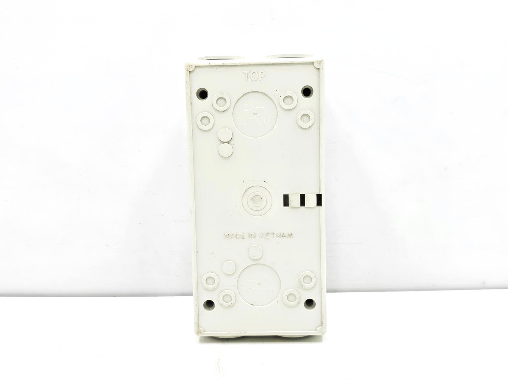 WHD35 SCHNEIDER ELECTRIC 35A 440V SURFACE MOUNT ISOLATING SWITCH IP66