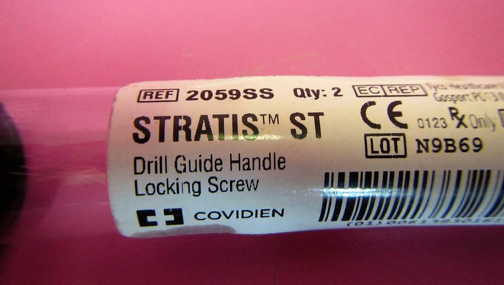 Scandius Covidien Stratis ST Drill Guide Handle Locking Screw (2) REF 2059SS