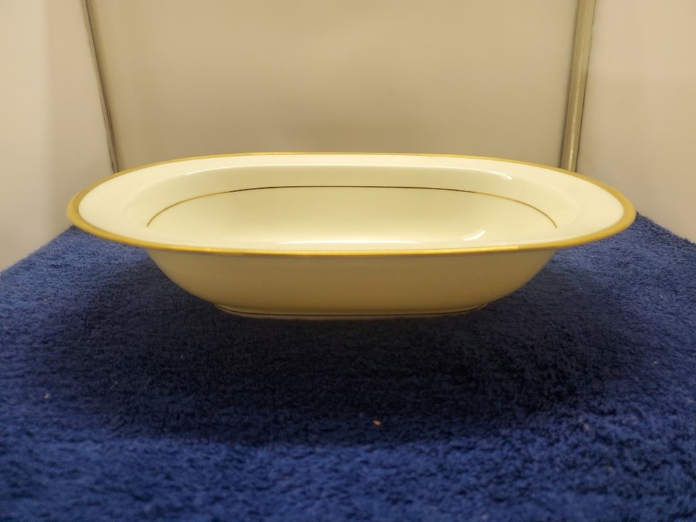 Noritake Troy 10" Oval Vegetable Bowl LK