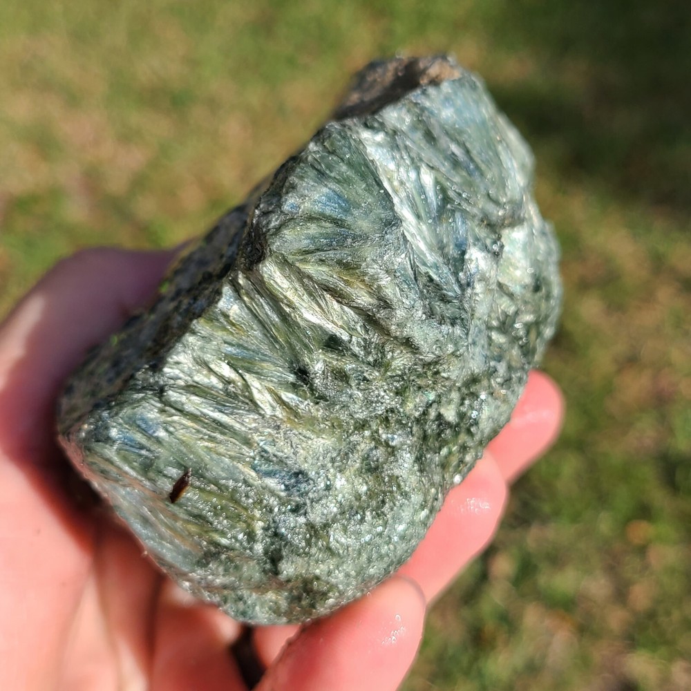 SERAPHINITE LAPIDARY ROUGH 1LB 7.4OZ