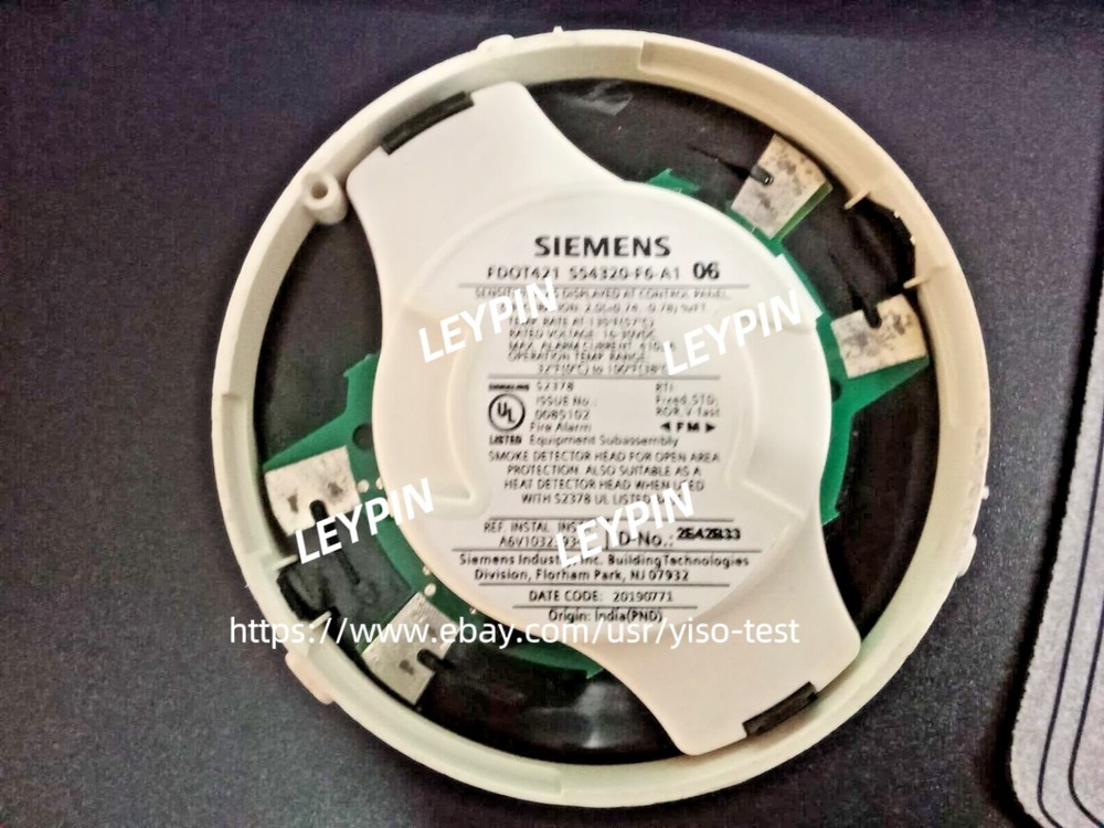 1PC- SIEMENS FDOT421 Multi-Sensor Smoke Detector Model 106949440 with base- NEW