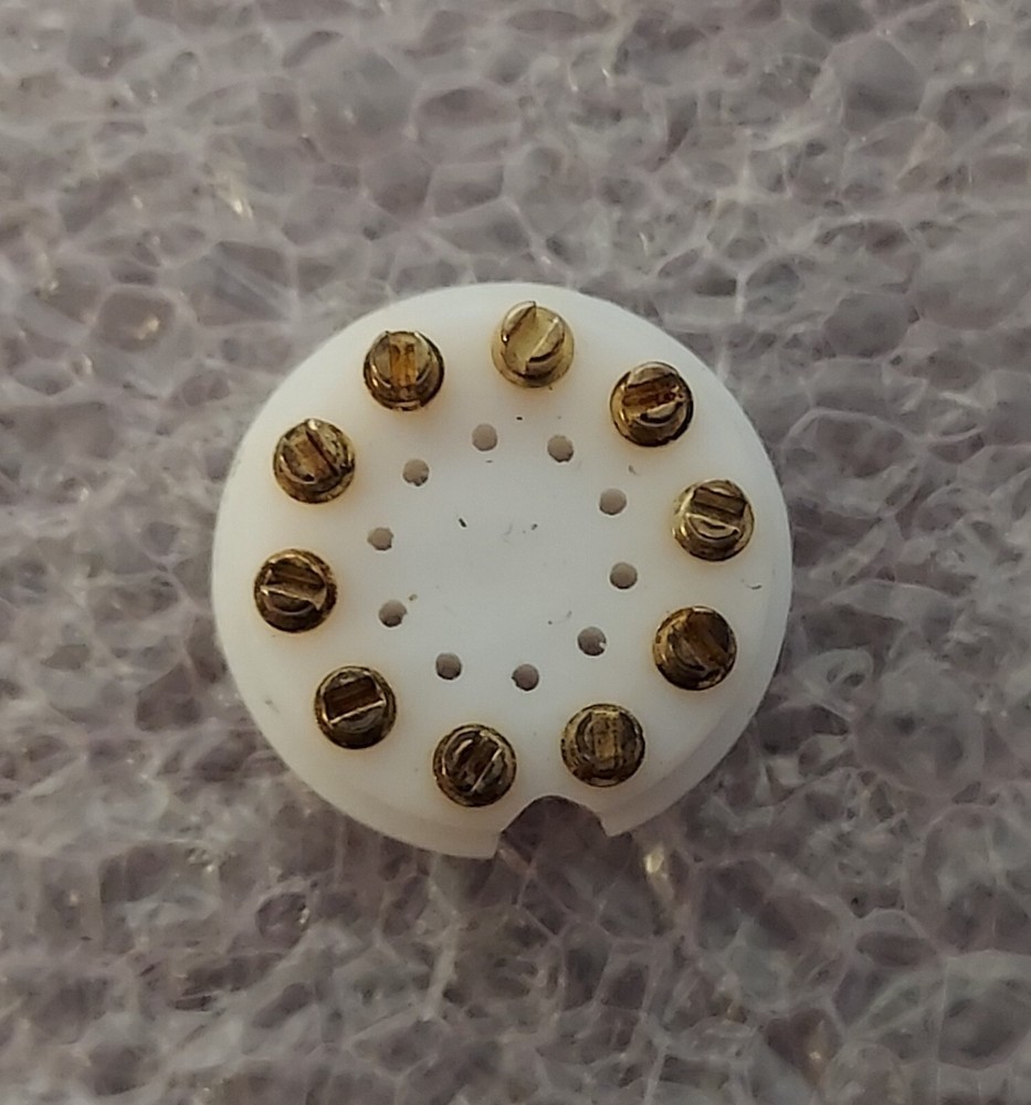 '1 PIECE' - 10 PIN IC SOCKET GOLD