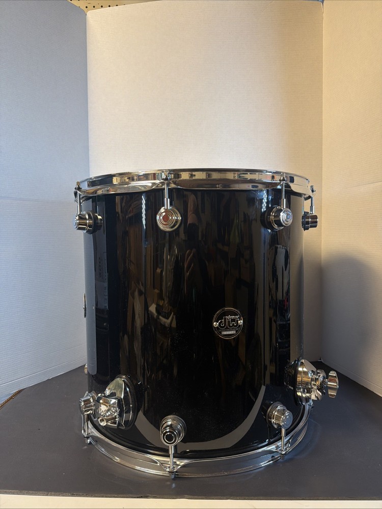 DW Performance Gloss Black Floor Tom - 16x16