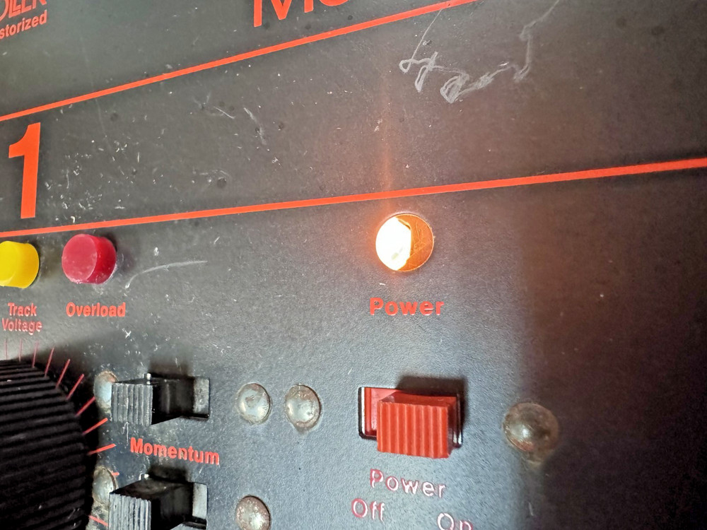 Troller Autopulse Momentum 2.5 Model Scale Trains