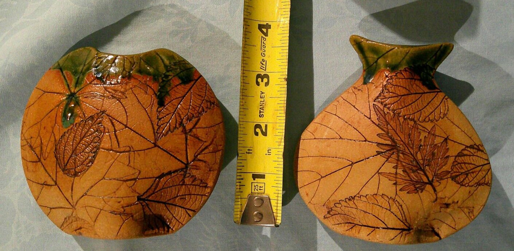 Set of 2 Leaf Etched Vases