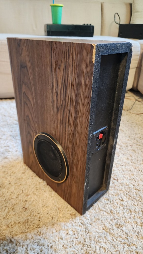 Paramount Special Effects Satellite Woofer Speaker Wood Grain Some Damage Single