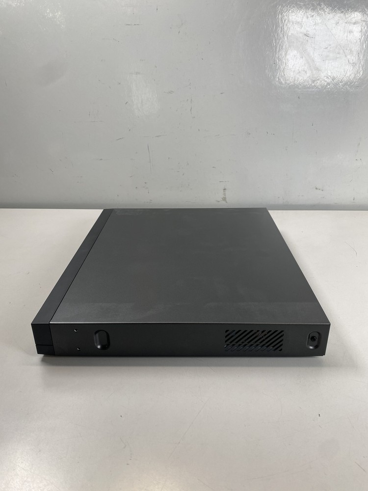 Hanwha Network Recorder XRN-820S